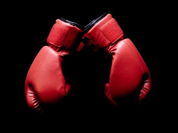 Przewodnik zakupu rękawic bokserskich: Jak wybrać odpowiednią parę